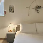 Bandal House