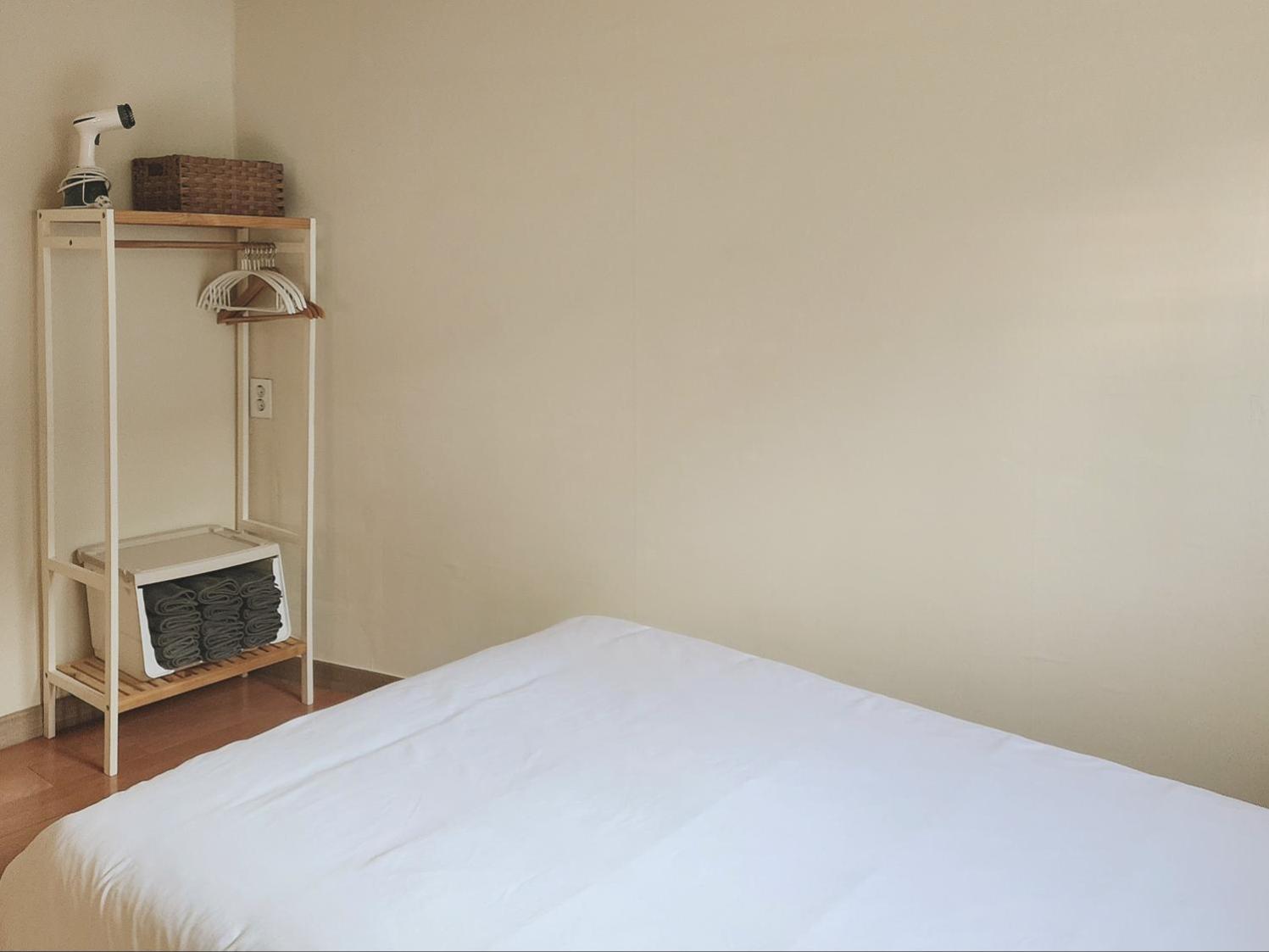 Apartment Bandal House