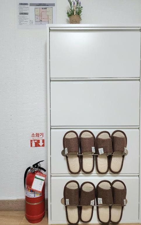 Bandal House Apartment Seoul